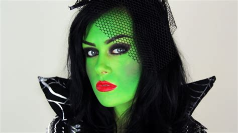 Get Ready for Halloween with These Witch Makeup Ideas